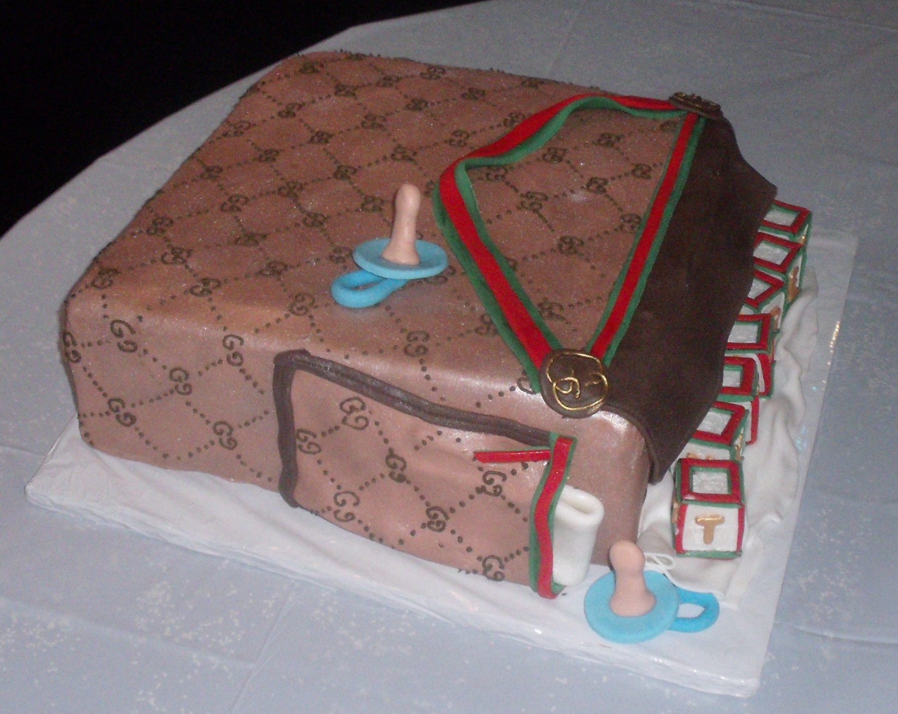 gucci bag cake
