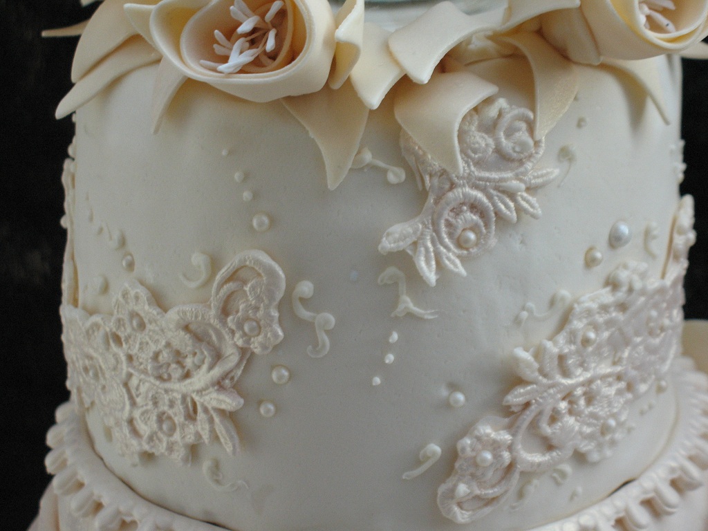 Edible Ivory Pearls For Cakes Edible Ivory Pearls For Cakes