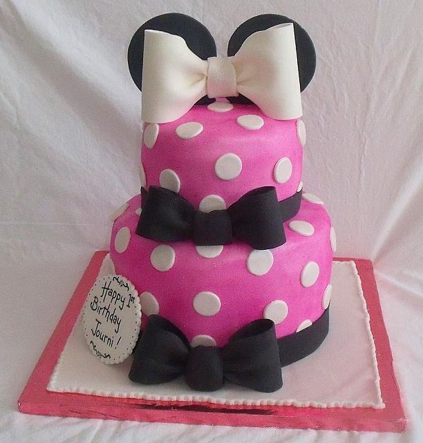Minnie Mouse Pink Fondant Birthday Cake for Girl front view