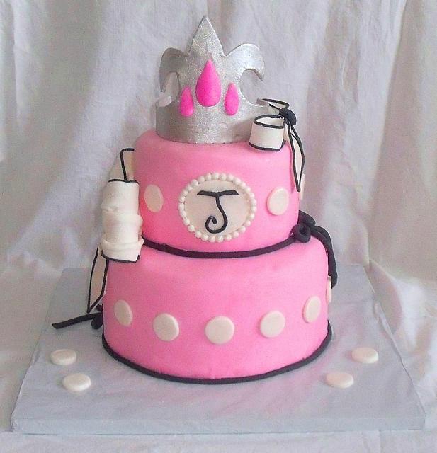 Barbie Princess Theme Fondant Cake with Crown, Bows main view