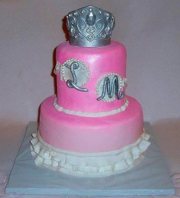 Princess or Cinderella Themed Fondant Cake main view