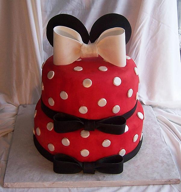 Minnie Mouse Cake Main view