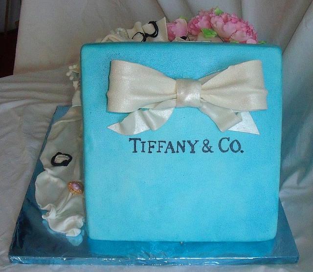 Tiffany Present Fondant Covered Styrofoam  Lid