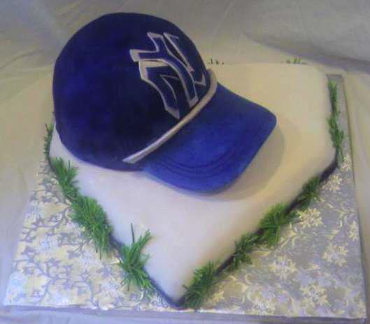 New York Yankees baseball cap cake on homeplate cake view 1