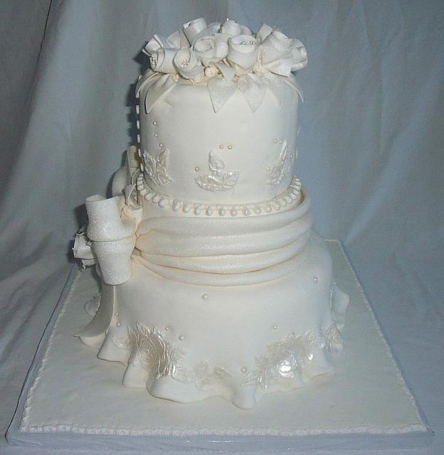 Elegant White Wedding Cake side 1