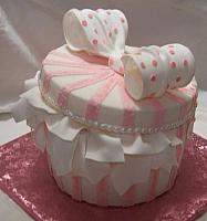 Side of pink Hatbox or giftbox cake - gumpaste bow