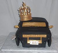 2010 Hummer Car Cake With Edible Gumpaste King's Crown front view